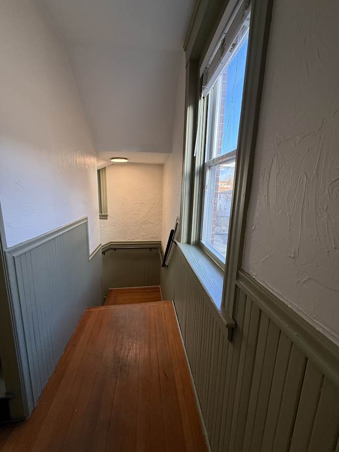 Bassem S.'s room