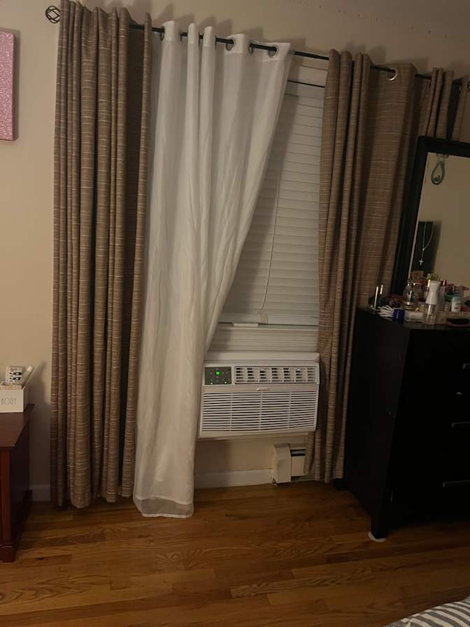 Johanny's room