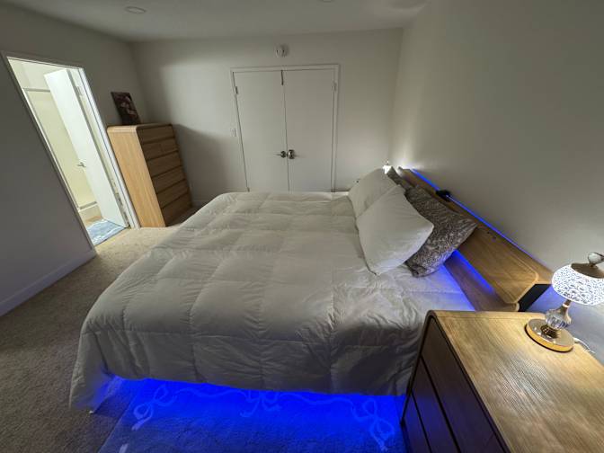 Shirlly's room