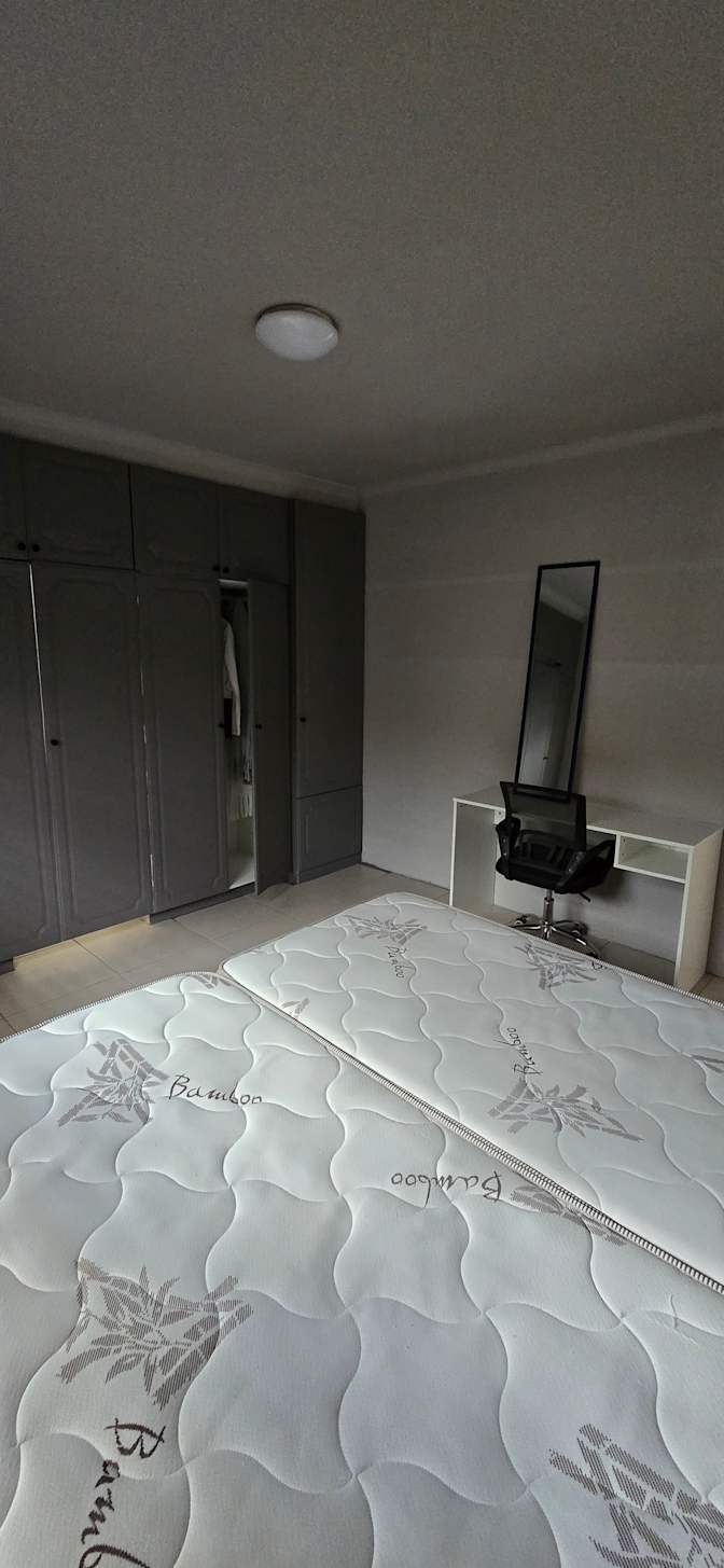 Faiek Meyer's room