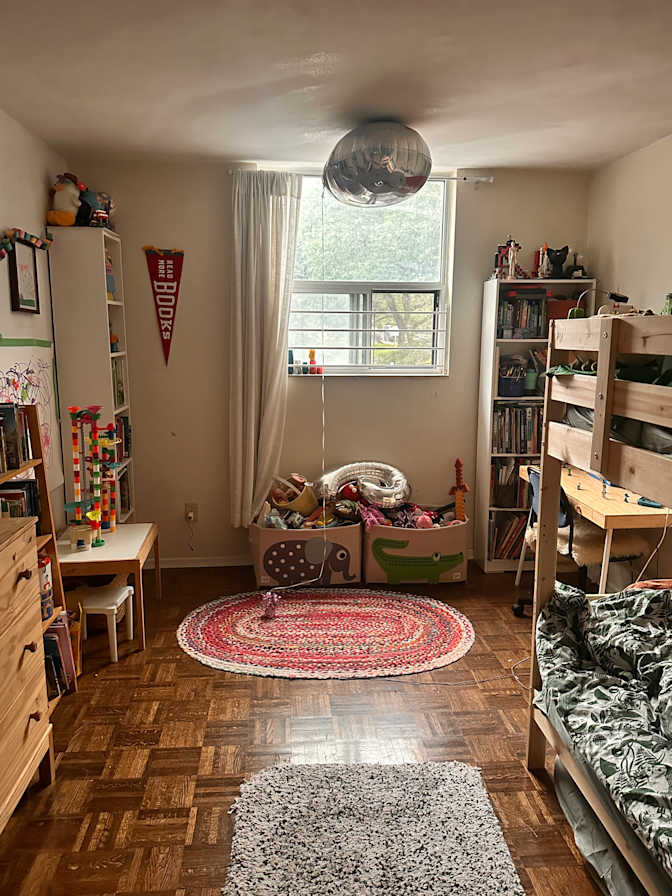Ana's room