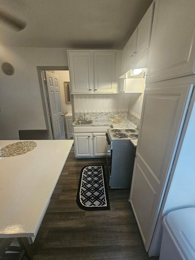CL&C Property Management and Consulting's room