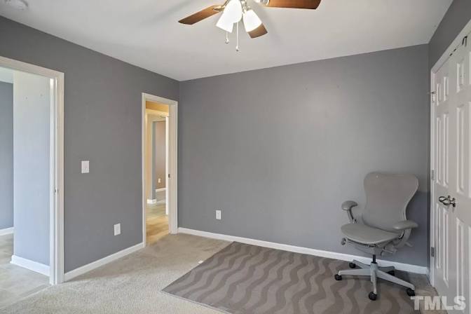 Alcove Rooms's room