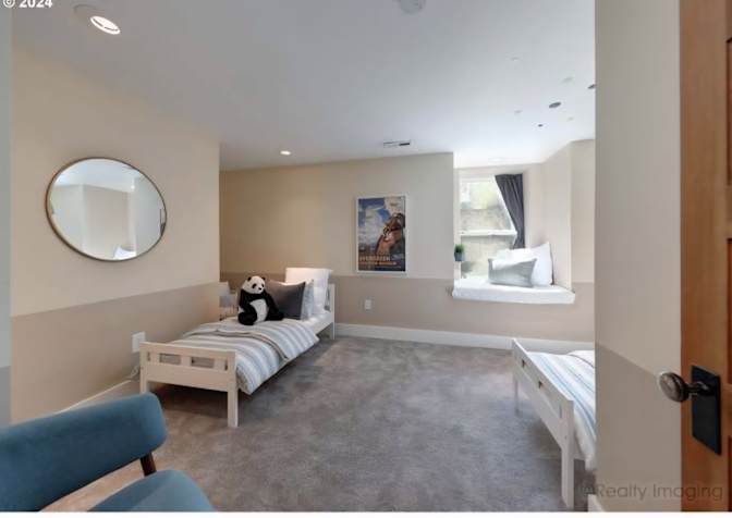 Stephanie's room