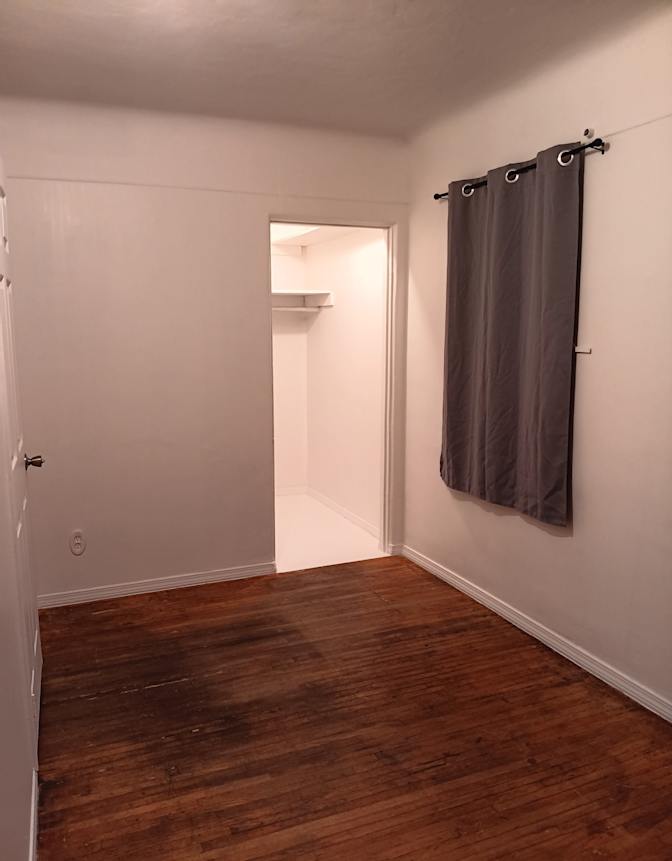 JeyJey's room
