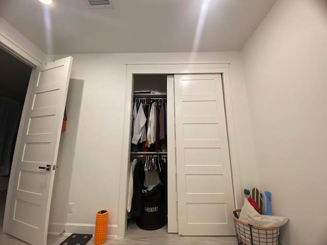 niloufar's room