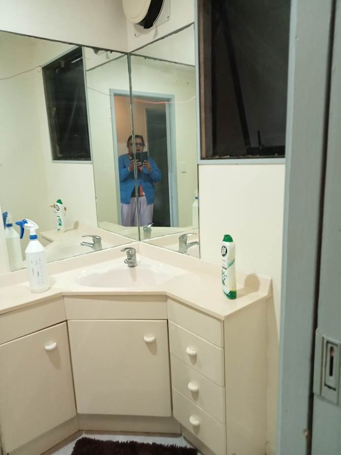 Ishwari's room