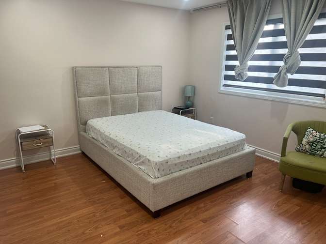 Kuldip Mishra's room