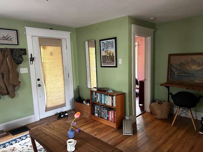 Yahanna Nash's room