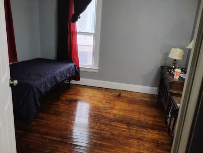 Gala's room