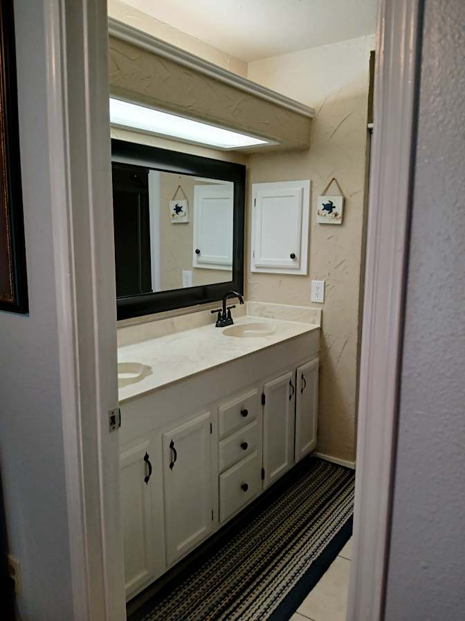 Darlene Davis's room