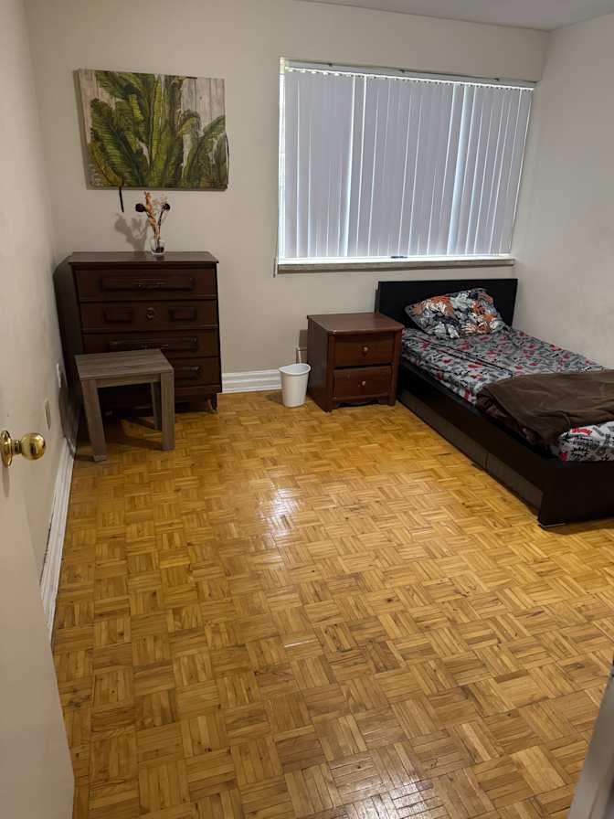 Malik's room