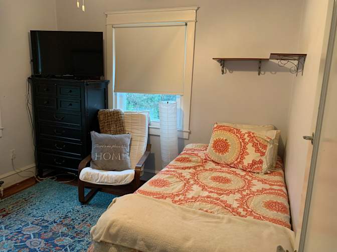 Lisa's room