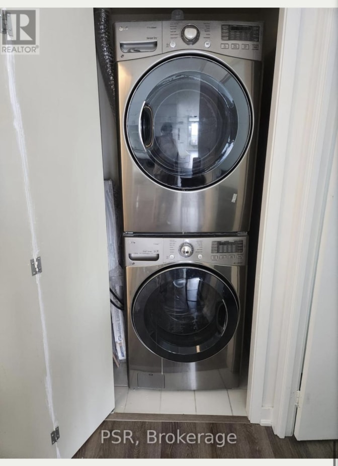 Gaurav Kashyap's room