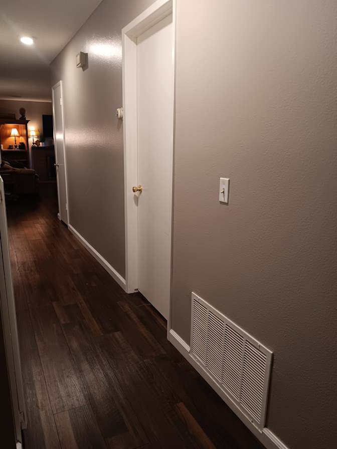 Jen's room