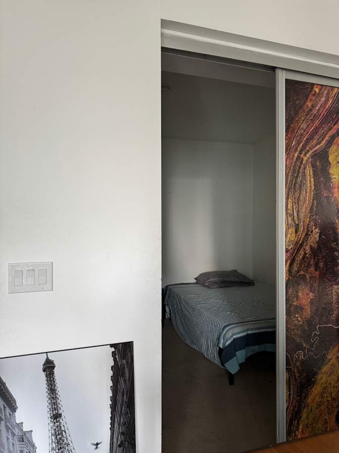 Farhan's room