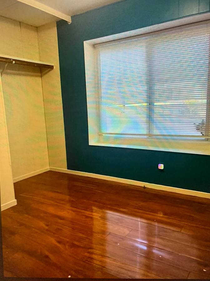 Suzanne's room