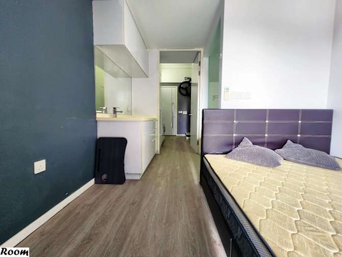 Phyu's room
