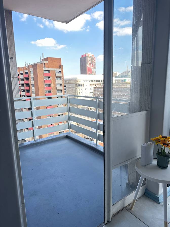 Sisonke's room