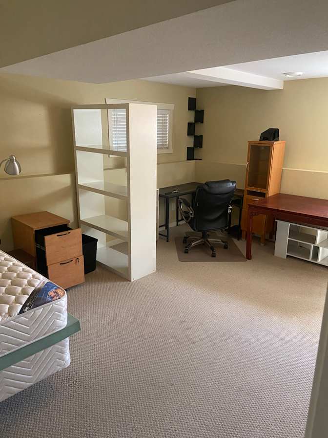 Oliver Rizun's room