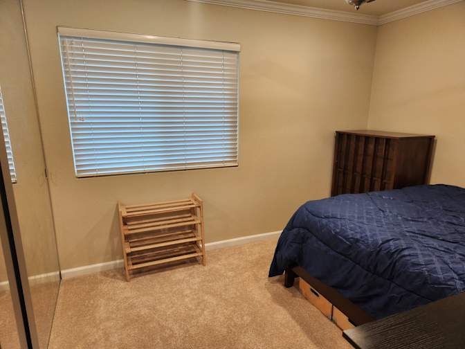 Linda's room