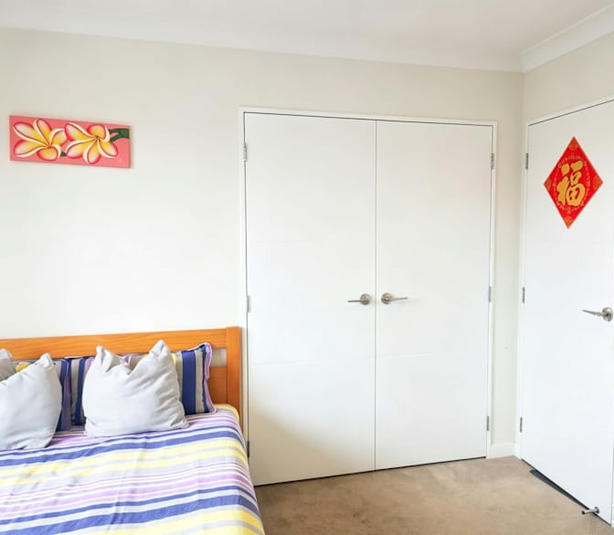 Aurora Cousins's room