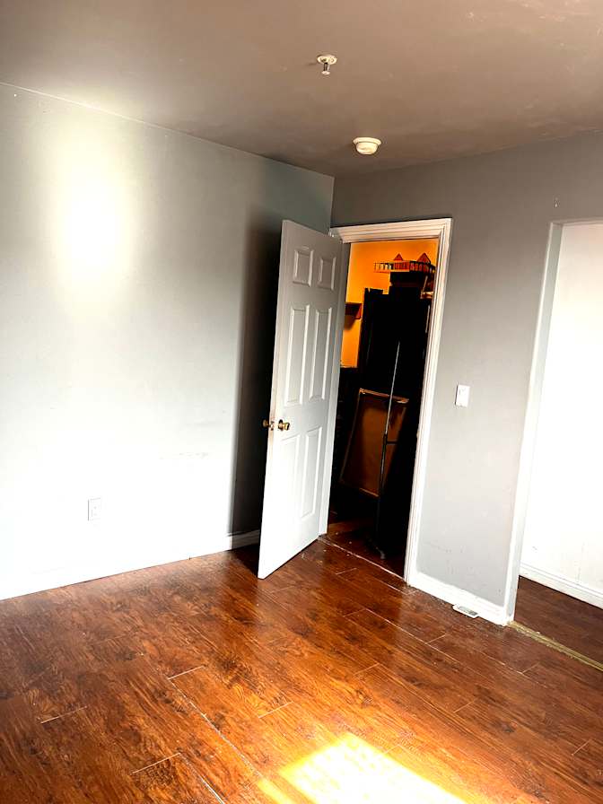 Teri's room