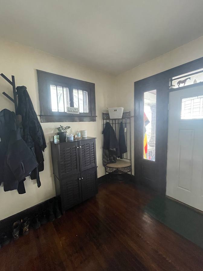 Samantha's room