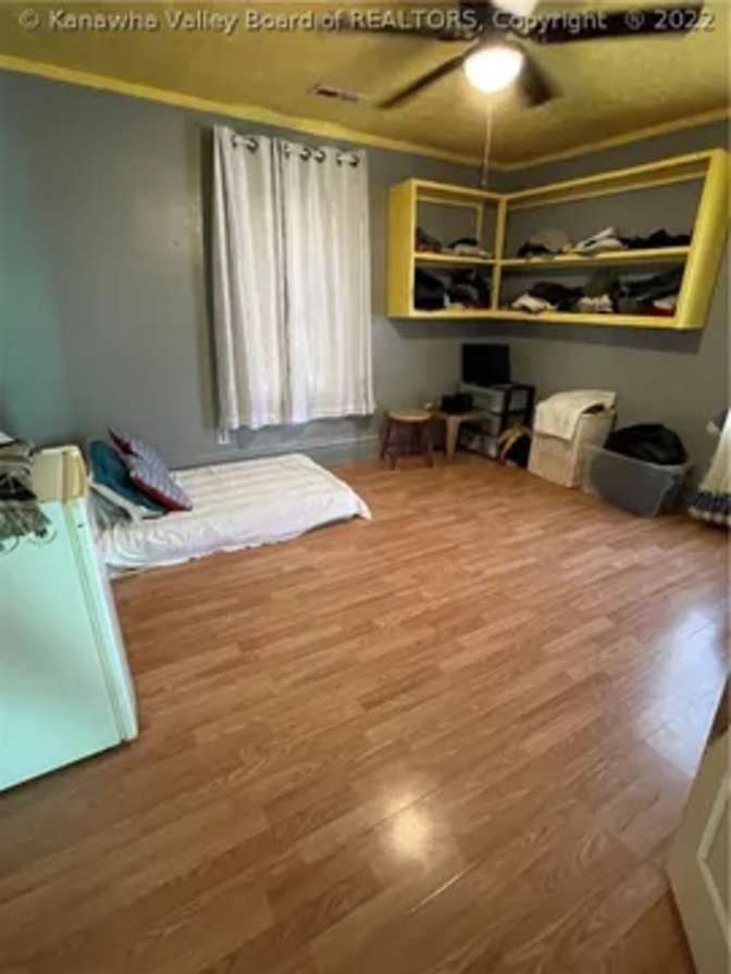 Kate's room