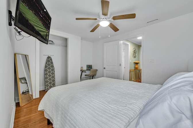 Lormensky Jean's room