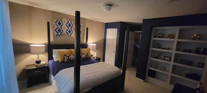 Luis's room