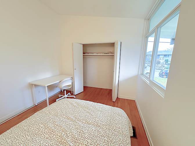 Shirin's room