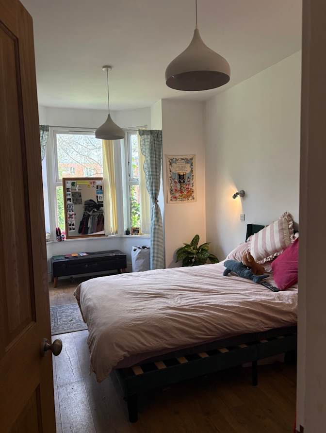Leila's room