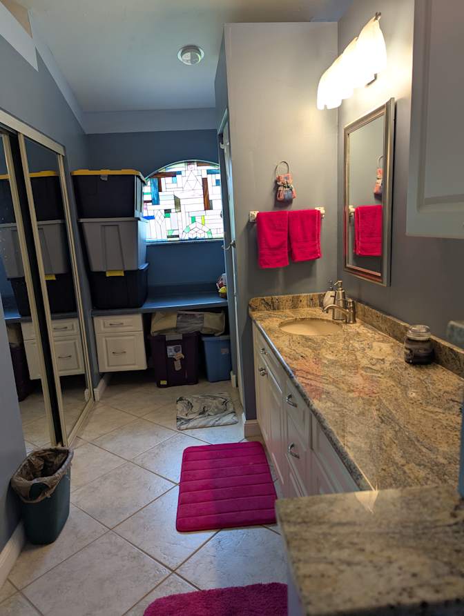 Tamela Anderson's room