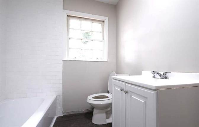 Alcove Rooms's room