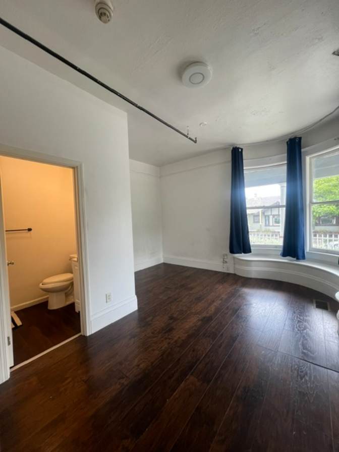 Kourosh's room