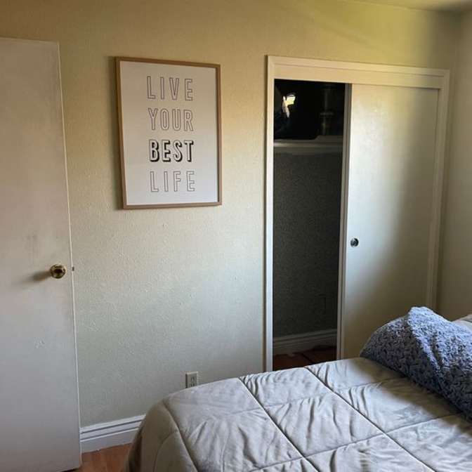 laura's room