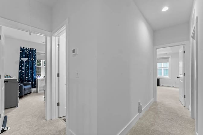 Alcove Rooms's room