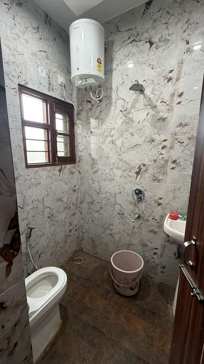 Lovish Arora's room