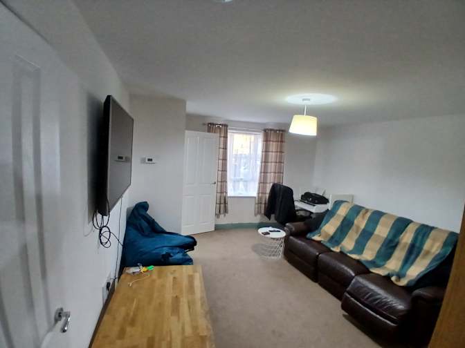 Darren's room