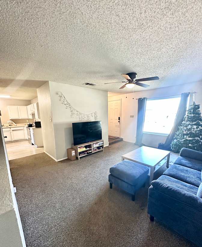 Ola's room