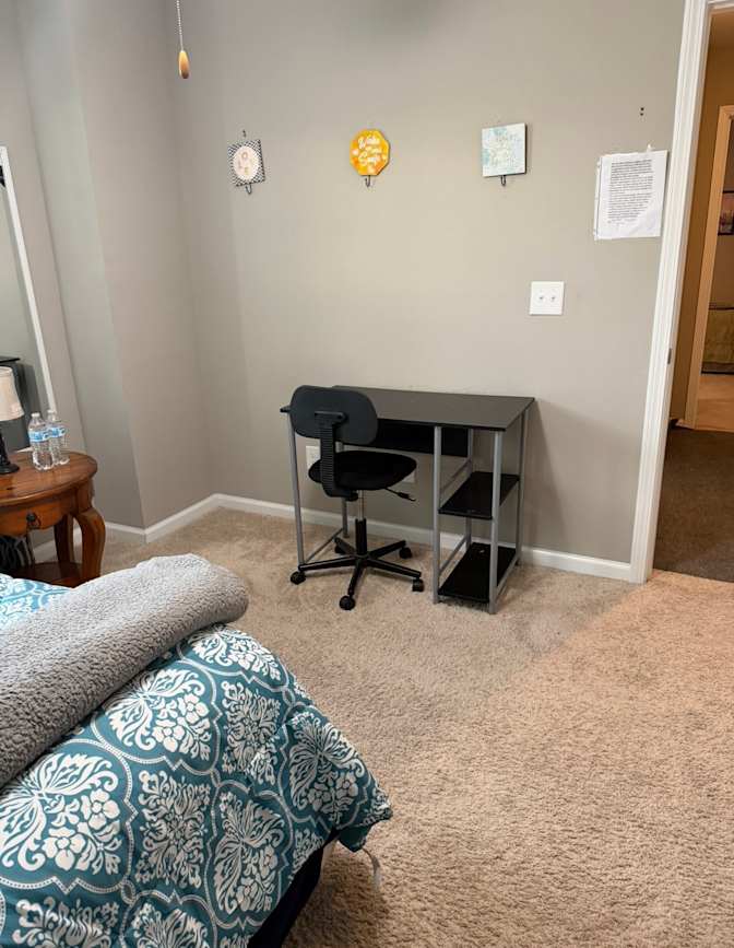 elia Barcliff's room