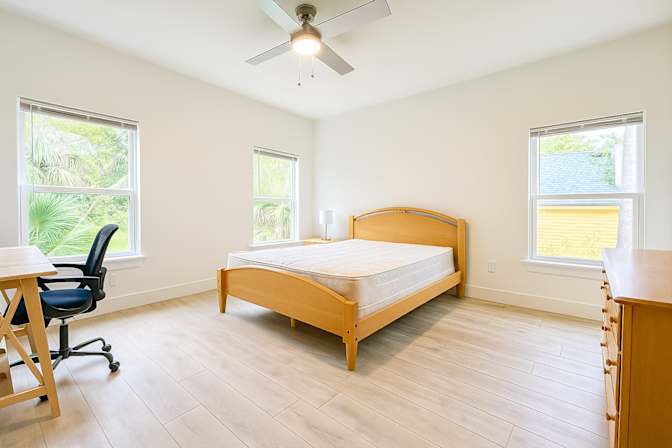 Vicki's room