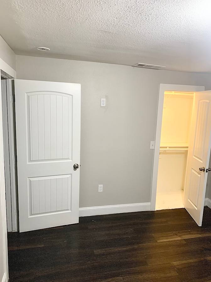 Eddy's room