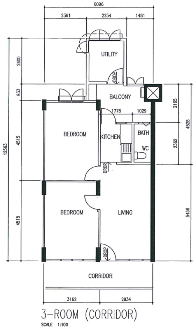 Lee's room