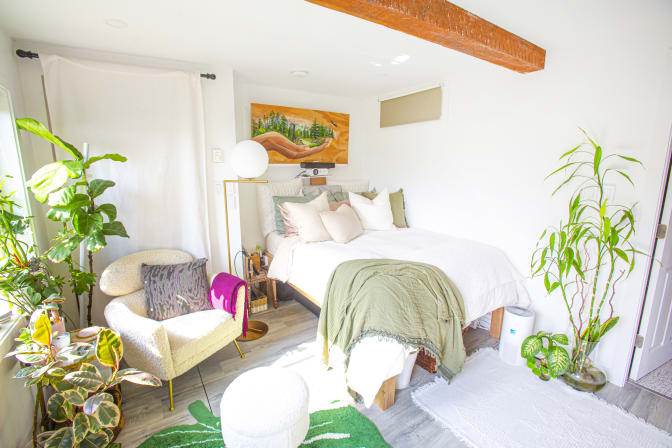 Peter's room