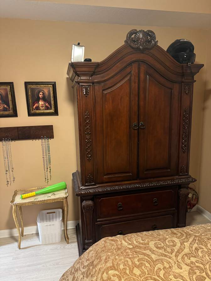Roland's room
