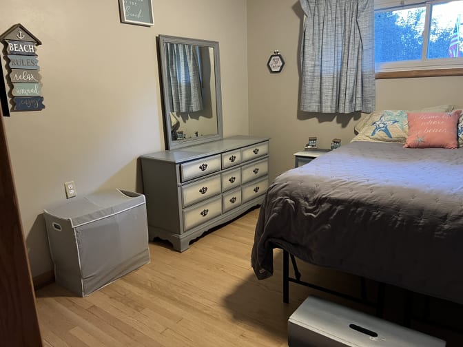 Jill's room