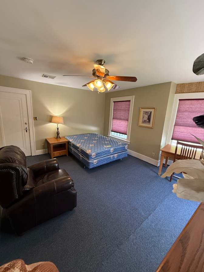 Liza's room