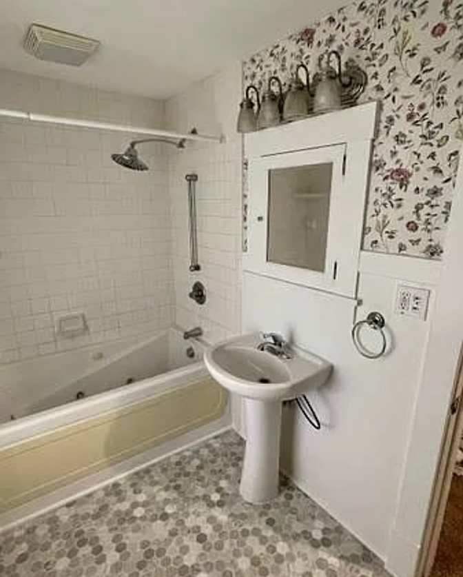 Melissa Pacheco's room